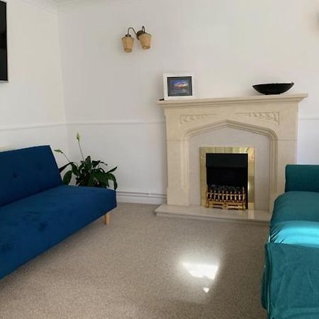 Private Room & Lounge In Town Centre With Parking ストラットフォード＝アポン＝エイボン エクステリア 写真